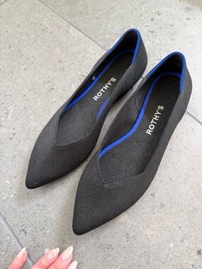 Rothy's Black Pointed Knit Flats with Blue Trim